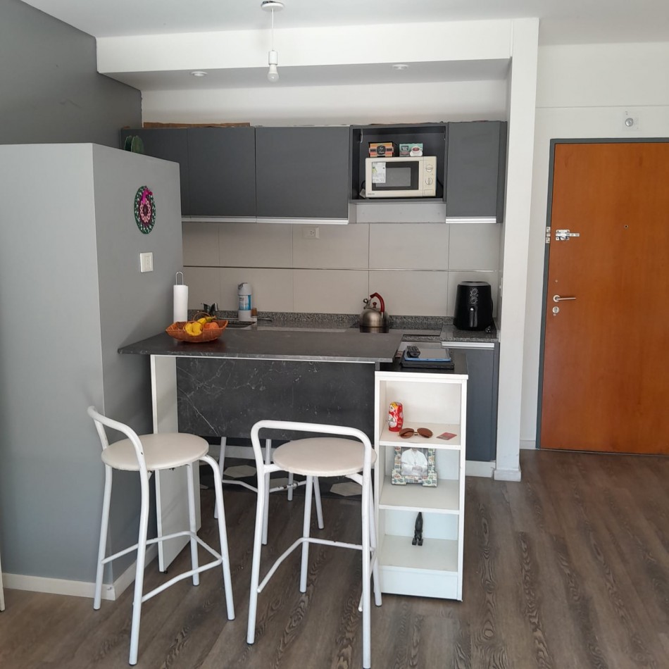 Se vende un espectular departamento de 3 ambientes con balcon - Saavedra