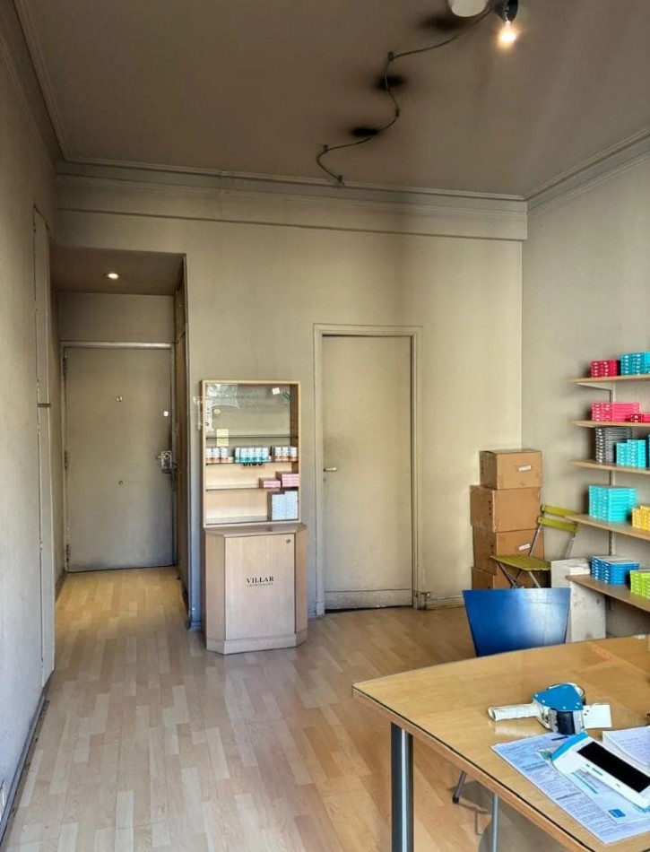Se vende un departamento monoambiente luminoso - Recoleta