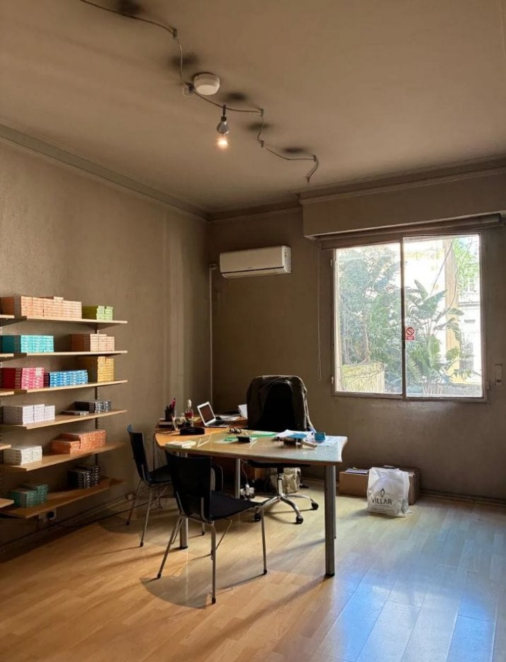 Se vende un departamento monoambiente luminoso - Recoleta