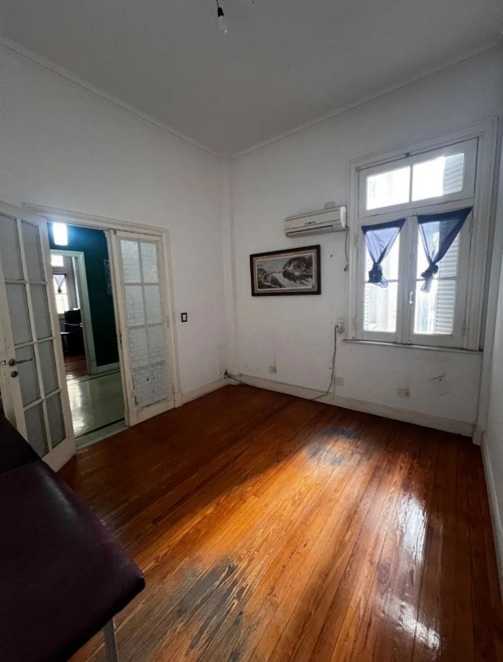 Se vende un departamento de 4 ambientes - Balvanera