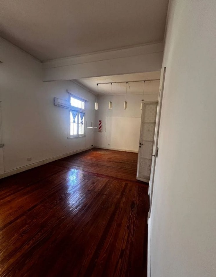 Se vende un departamento de 4 ambientes - Balvanera