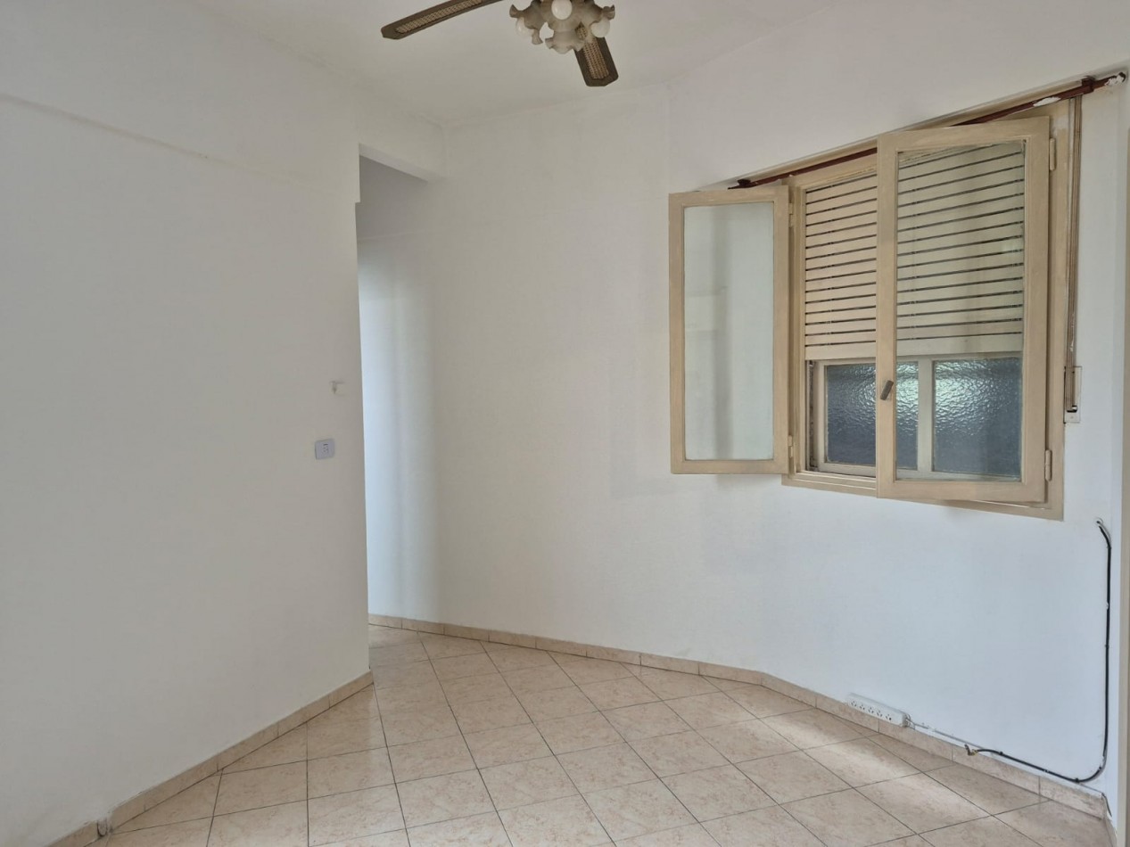 Se alquila un departamento de 2 ambientes - Barracas