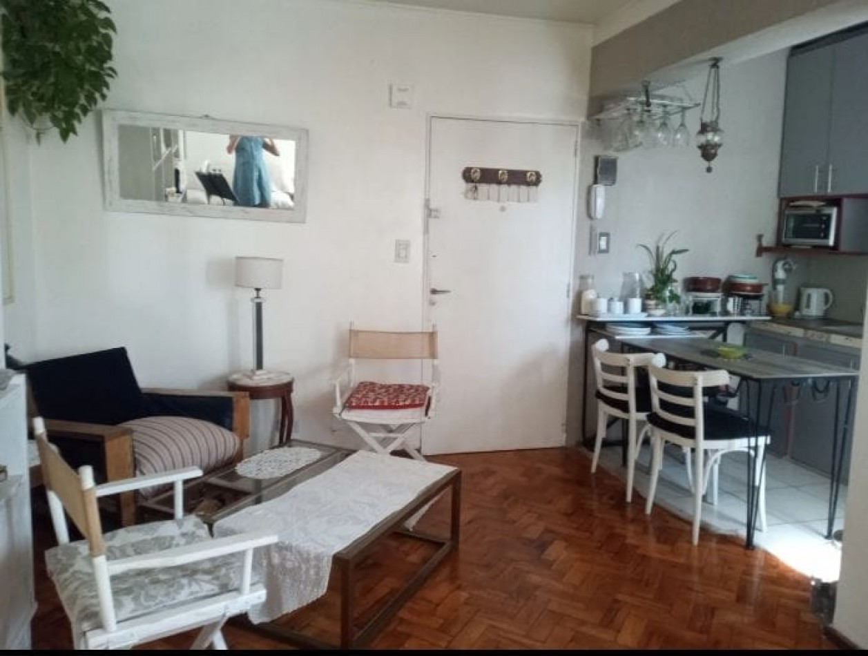 Se vende un agradable departamento monoambiente luminoso - Monserrat