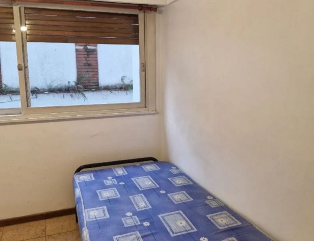 Se vende un departamento monoambiente con cochera - Recoleta