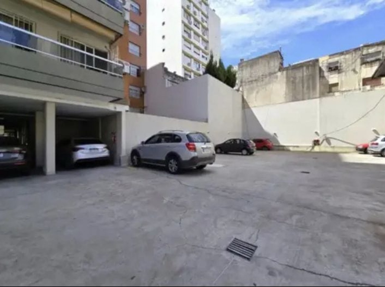 Se vende un espectacular departamento, de 2 ambientes amplio con balcon - Almagro