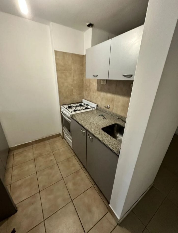 Se vende un espectacular departamento, de 2 ambientes amplio con balcon - Almagro