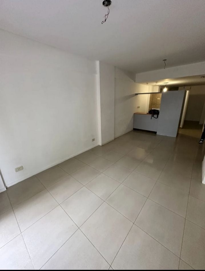 Se vende un espectacular departamento, de 2 ambientes amplio con balcon - Almagro