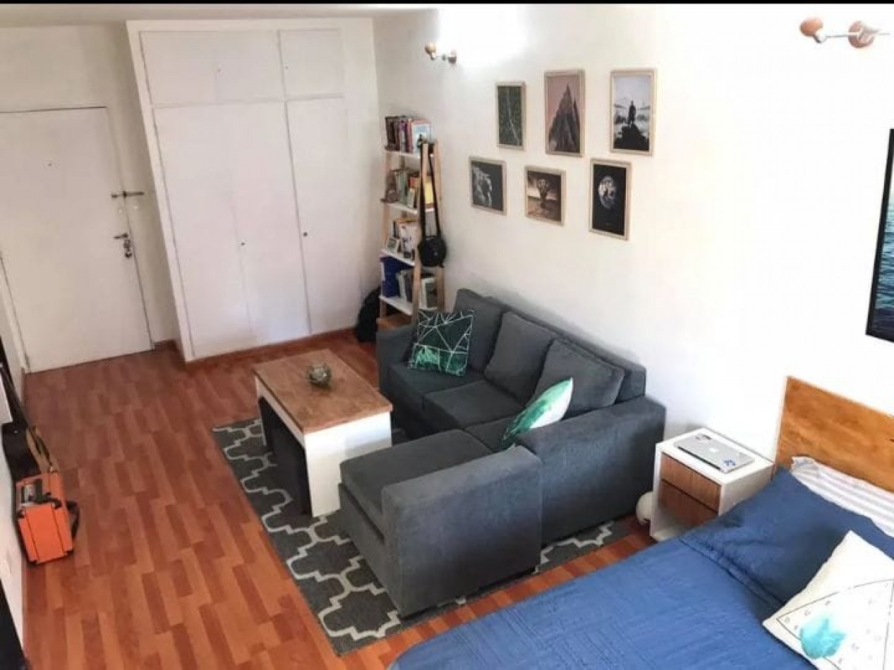 Se vende un departamento monoambiente luminoso - San Cristobal