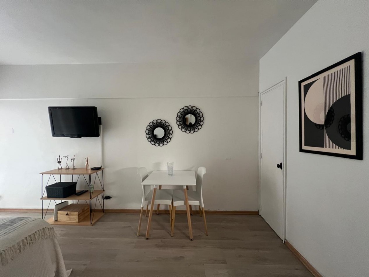 Se alquila un departamento monoambiente amoblado - Recoleta