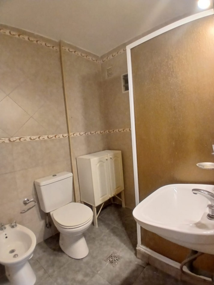 Se vende un departamento de 3 ambientes al frente - Almagro