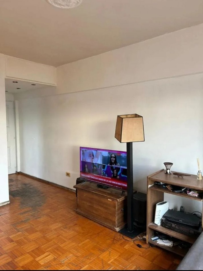 Se vende un departamento de 2 ambientes con balcon - Barracas
