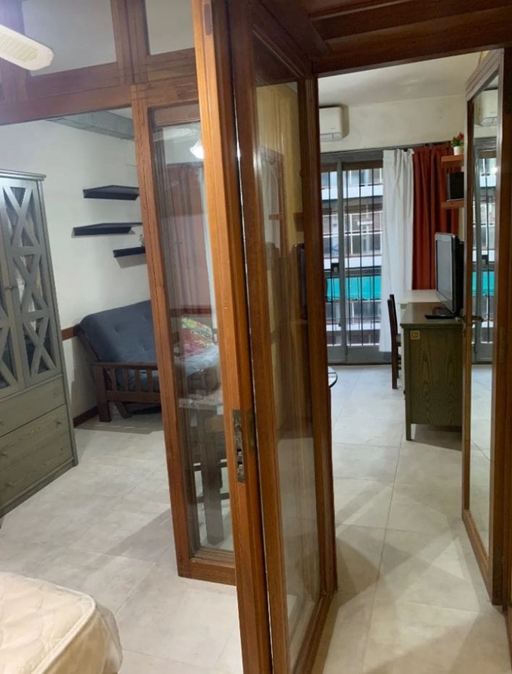 Se vende un departamento monoambiente con balcon - Recoleta
