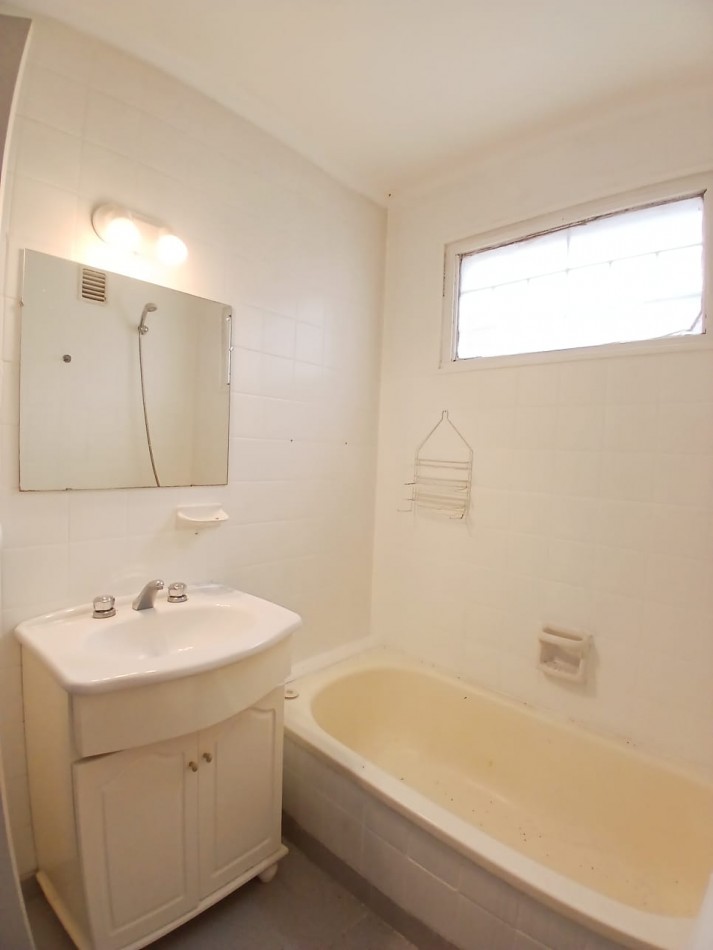 Se vende un departamento de 2 ambientes luminoso - Balvanera