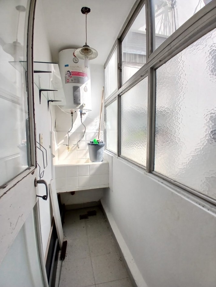 Se vende un departamento de 2 ambientes luminoso - Balvanera