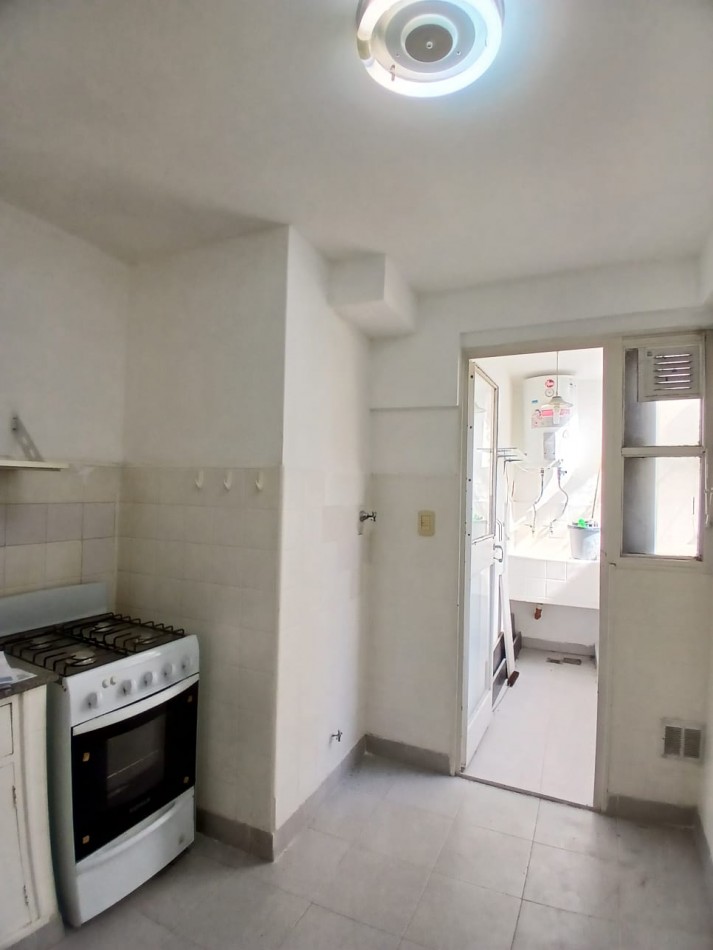 Se vende un departamento de 2 ambientes luminoso - Balvanera
