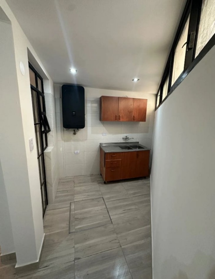 Se vende un departamento monoambiente amplio - San Telmo