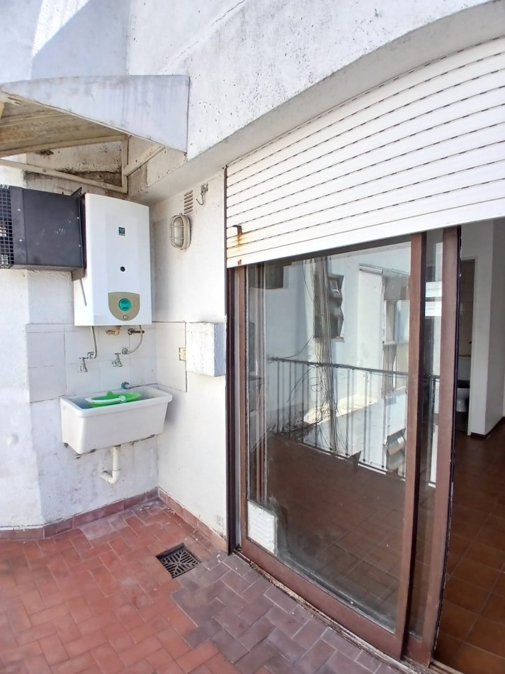 Se vende un agradable departamento monoambiente con balcon - Almagro