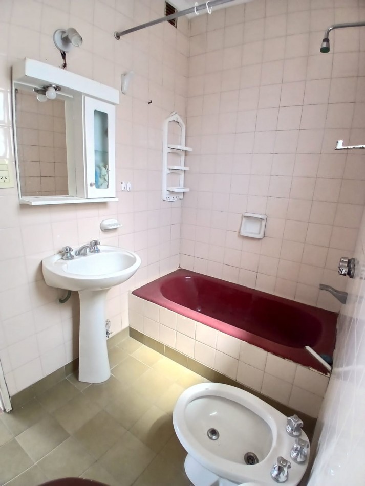 Se vende un agradable departamento monoambiente con balcon - Almagro