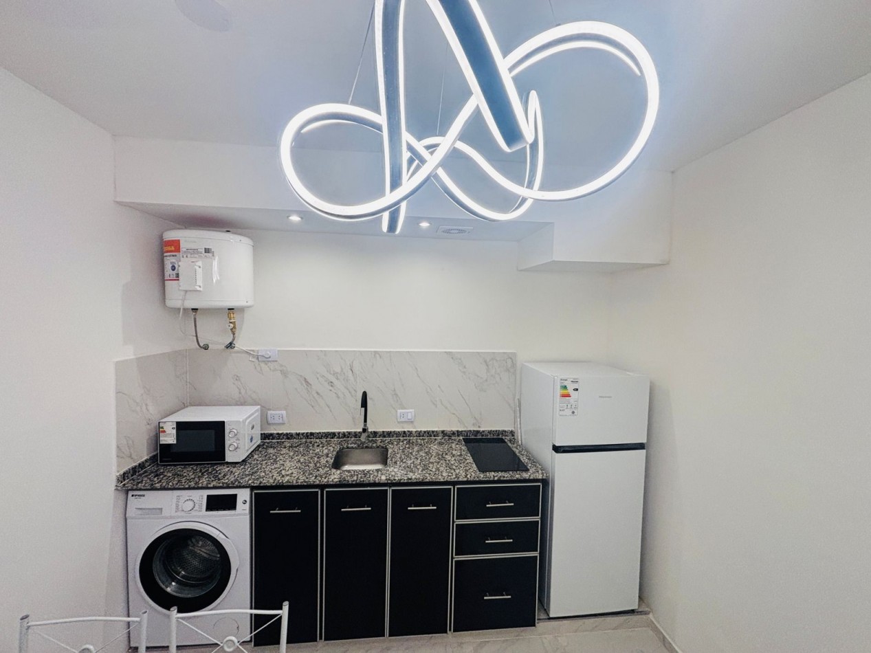 Se vende un departamento de 2 ambientes totalmente refaccionado - Recoleta