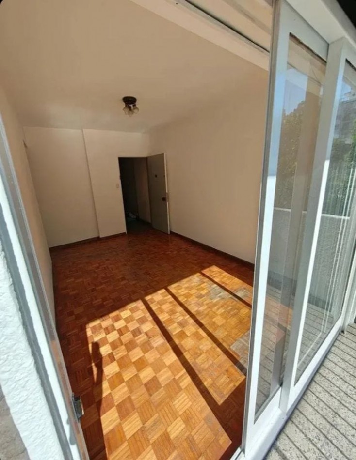 Se vende un hermoso departamento de 3 ambientes al frente - Balvanera