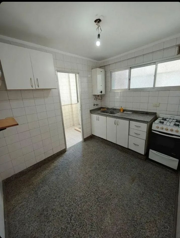 Se vende un hermoso departamento de 3 ambientes al frente - Balvanera