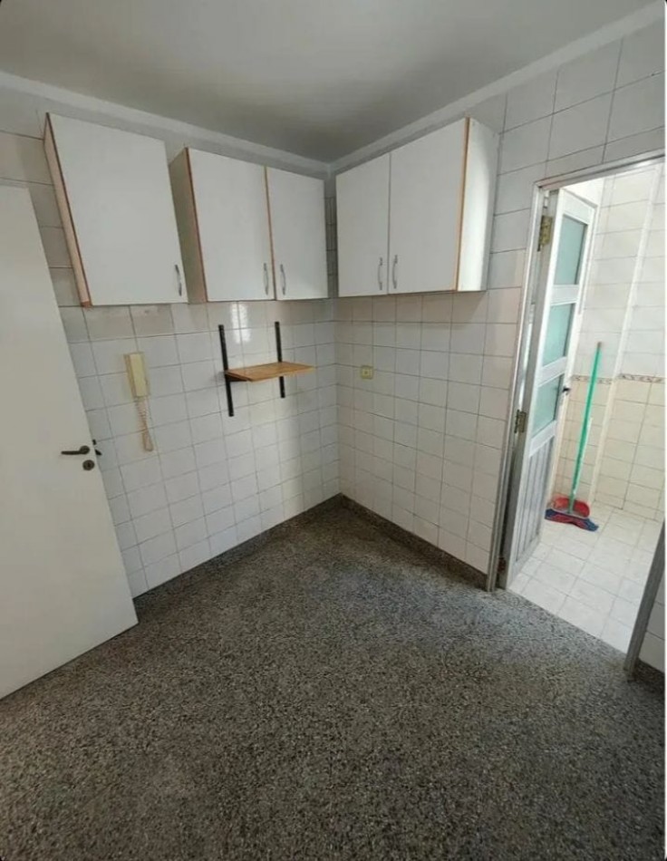 Se vende un hermoso departamento de 3 ambientes al frente - Balvanera