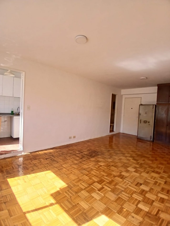 Oportunidad! Se vende un agradable departamento monoambiente super luminoso - Retiro