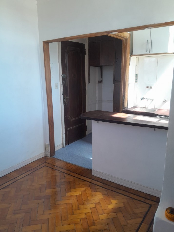 Vende un agradable departamento de 2 ambientes luminoso - Monserrat