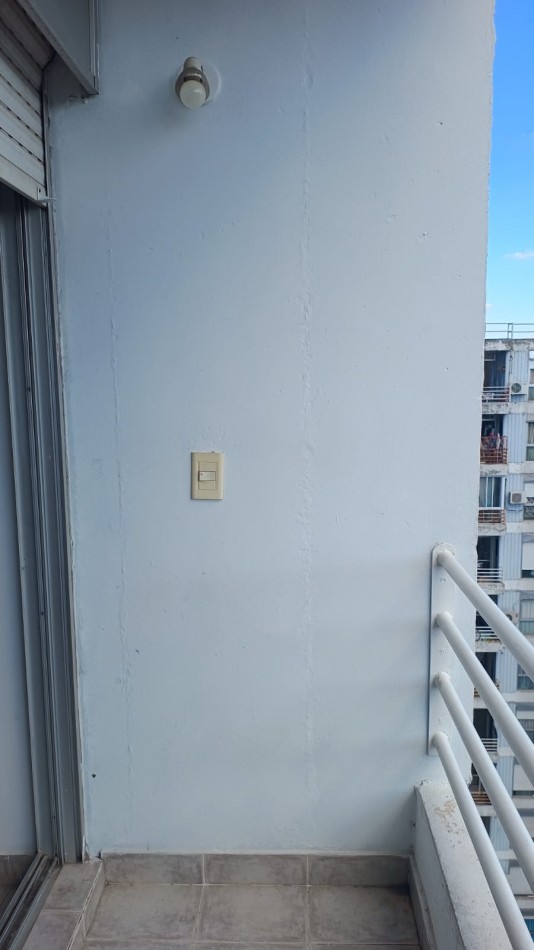Oportunidad! Se Vende un Agradable Departamento Monoambiente Amplio con Balcon