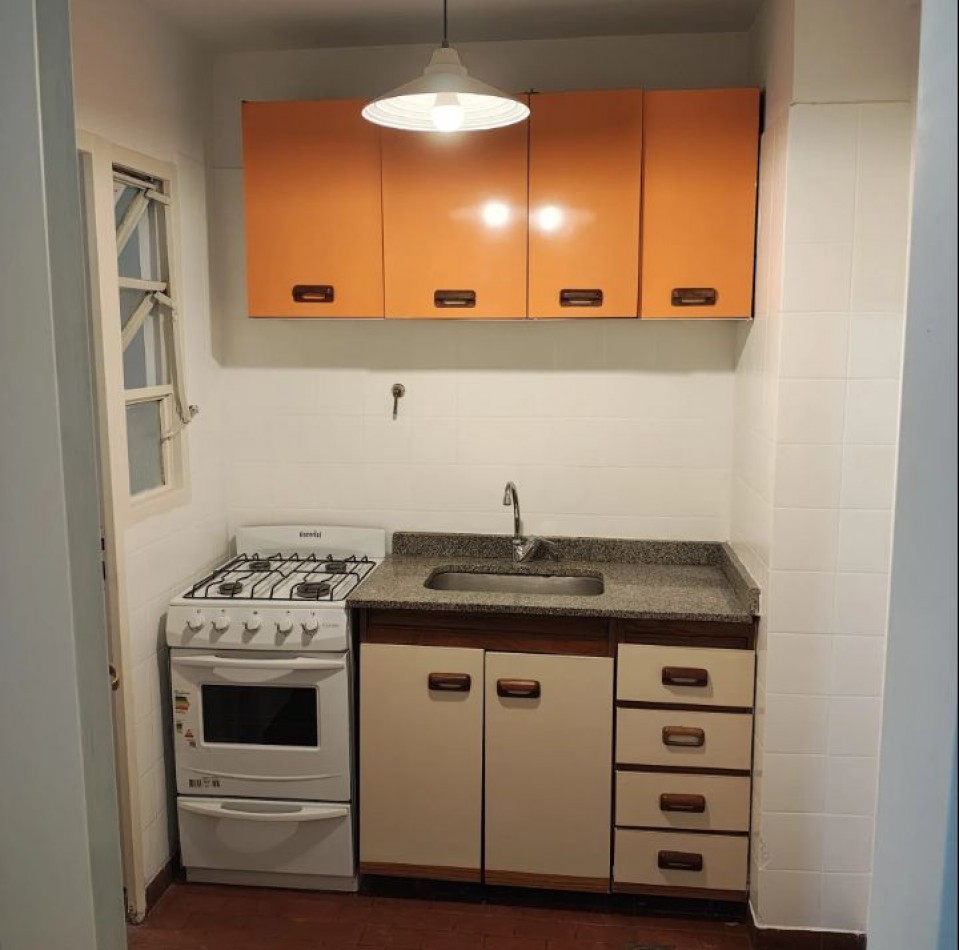 Oportunidad! se vende un departamento de 2 ambientes impecable - Recoleta