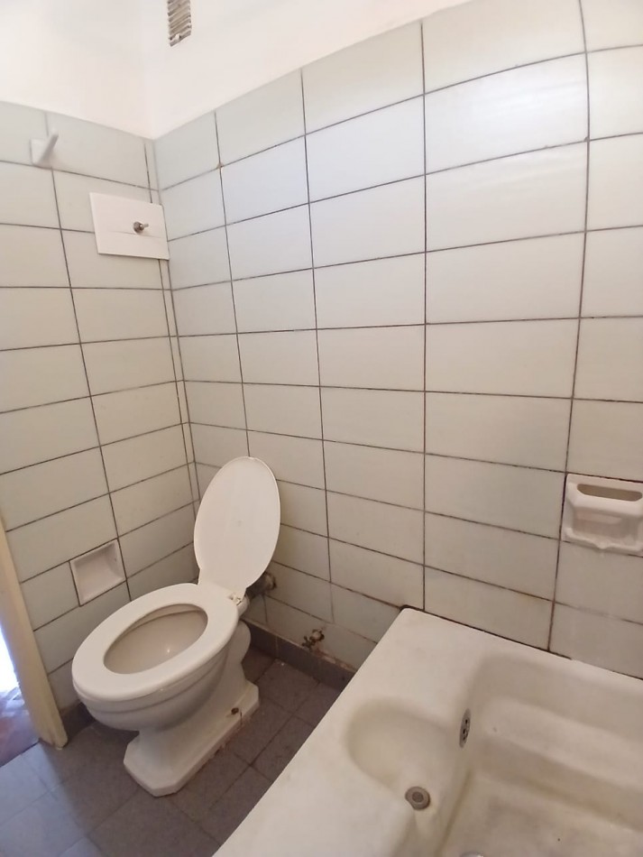 Se Alquila un Departamento de 2 Ambientes Luminoso, Bajas Expensas - Monserrat