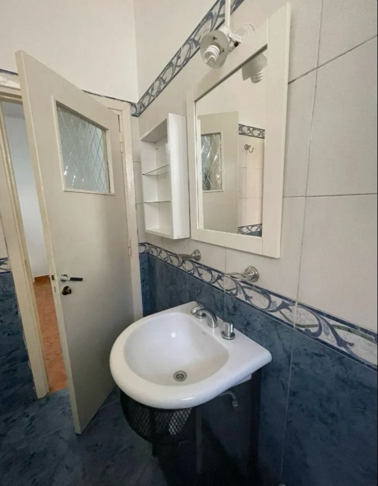 Oportunidad! Se vende un departamento de 2 ambientes al frente con balcon - Balvanera