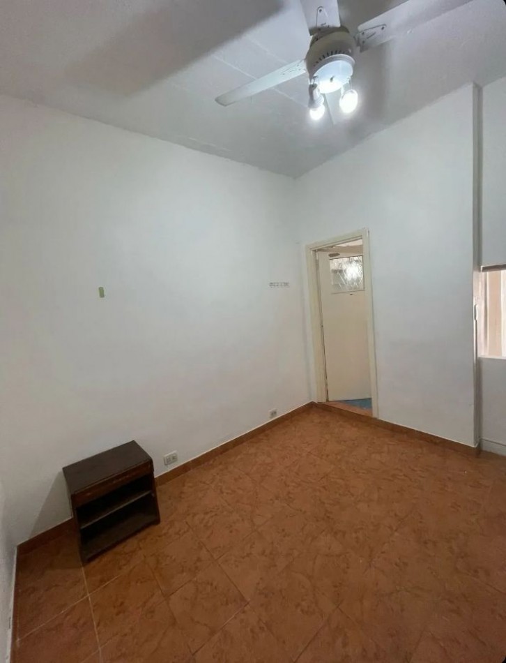 Oportunidad! Se vende un departamento de 2 ambientes al frente con balcon - Balvanera