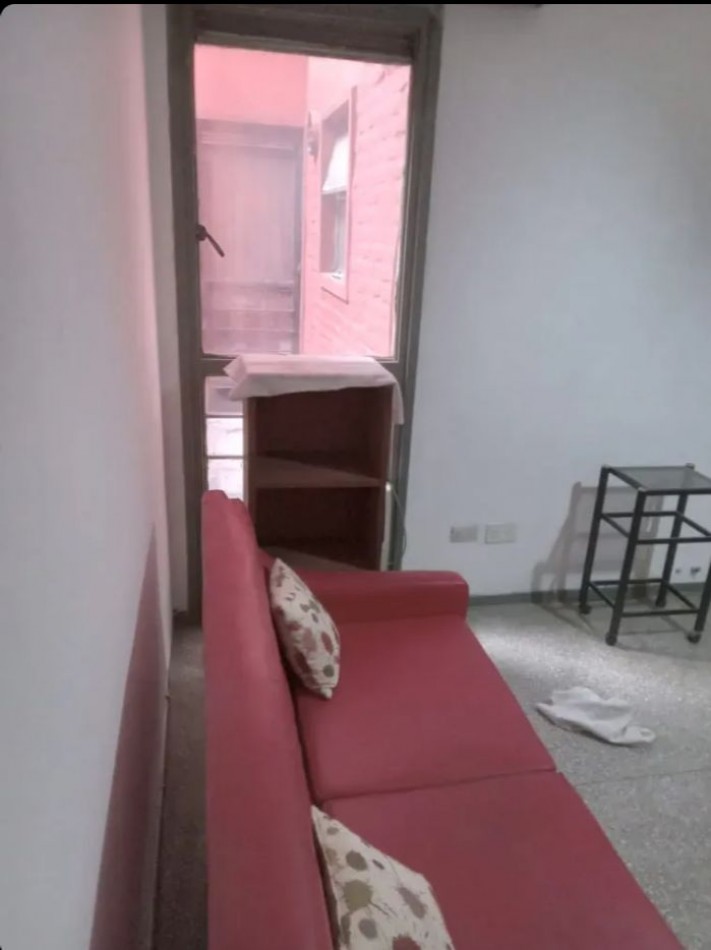 Se vende un departamento de 2 ambientes luminoso - San Cristobal