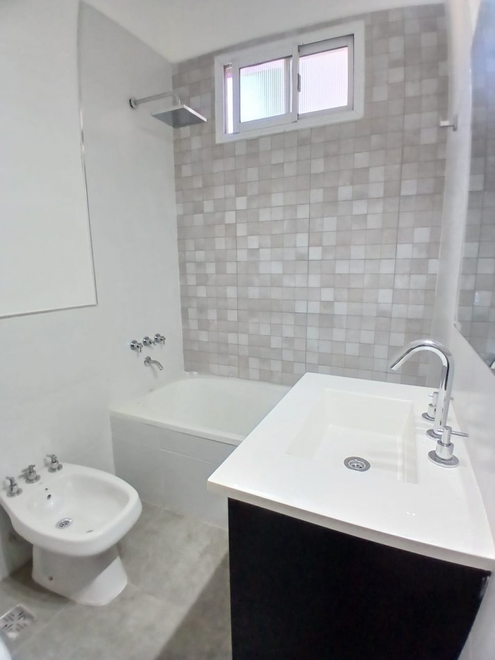 Se Alquila un Espectacular Departamento de 2 Ambientes a Nuevo - Almagro