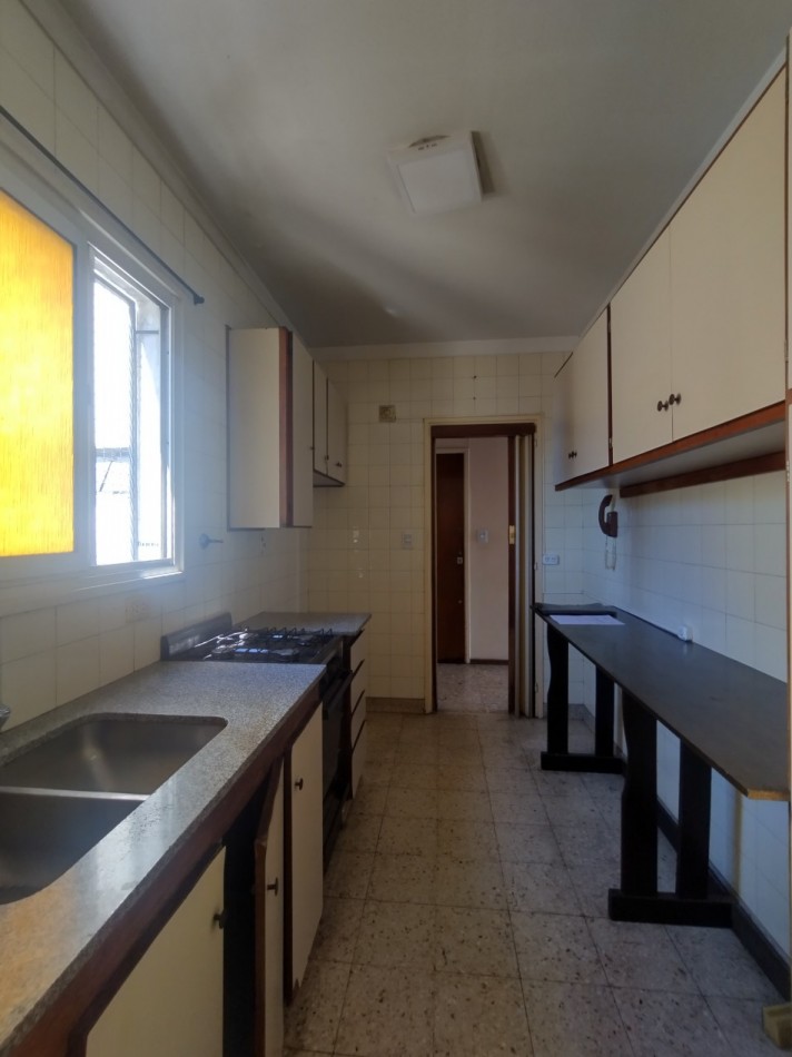 Se alquila un departamento de 2 ambientes amplio - San Cristobal