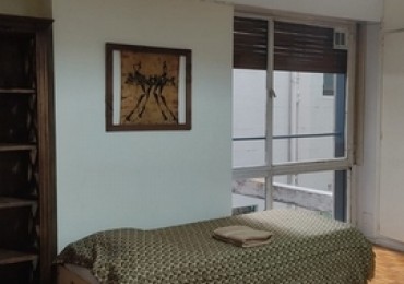Se alquila un departamento monoambiente, amoblado