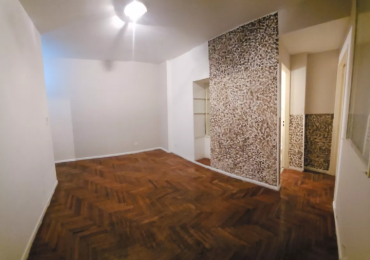 Se vende un departamento de 2 ambientes en planta baja