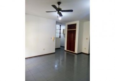 Se vende un departamento de 2 ambientes al frente