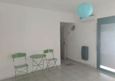 Se vende un departamento monoambiente con patio - Almagro