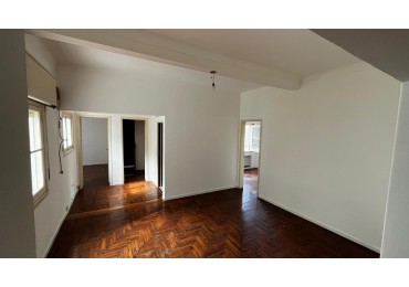 Se vende un departamento de 4 ambientes luminoso - Almagro