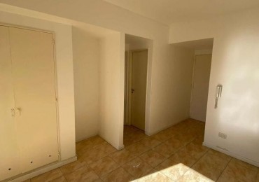 Oportunidad! Se vende un departamento de 2 ambientes super luminoso - Floresta